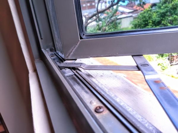 Hinged Window Replacement in Lexington